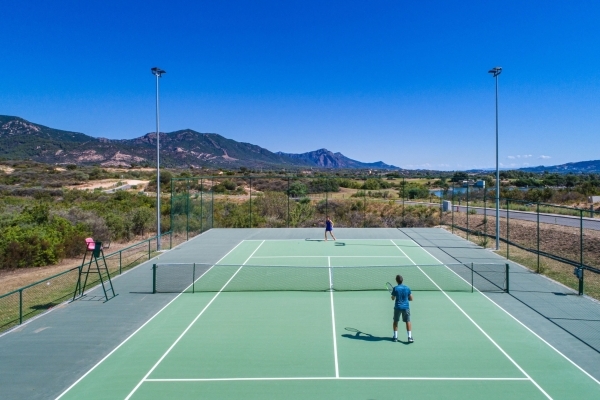 Campo da tennis Is Molas Resort
